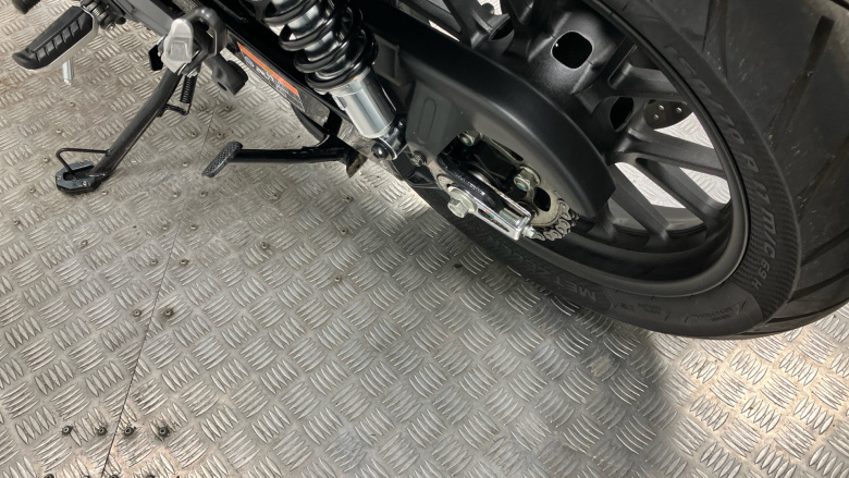 Honda GB350S (25MY)